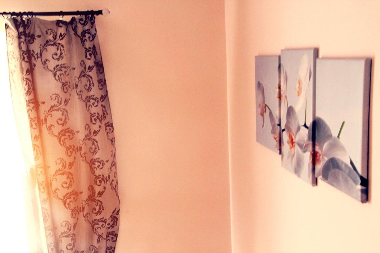 Apartment In The City Center Mini Ivano Frankivsk Bagian luar foto